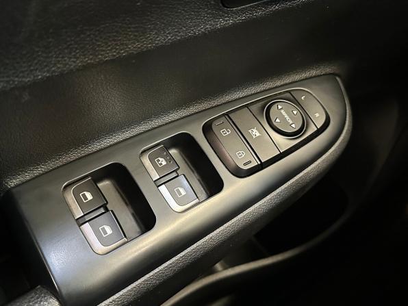 Kia Rio IV с пробегом 2019 года, цена 1 690 000 рублей, 74950 км, хэтчбек, Автокод Объявления