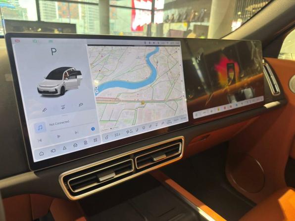 Новый Li Auto (Lixiang) L7 I Рестайлинг 2025 года, цена 9 200 000 рублей, внедорожник, Автокод Объявления