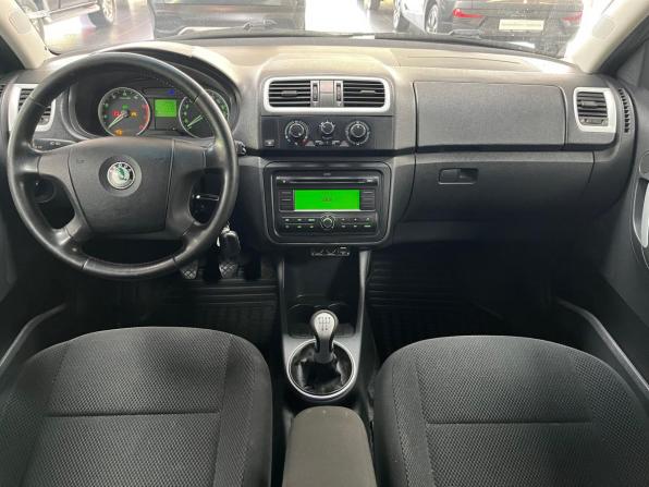 Skoda Fabia II с пробегом 2009 года, цена 388 000 рублей, 210000 км, хэтчбек, Автокод Объявления