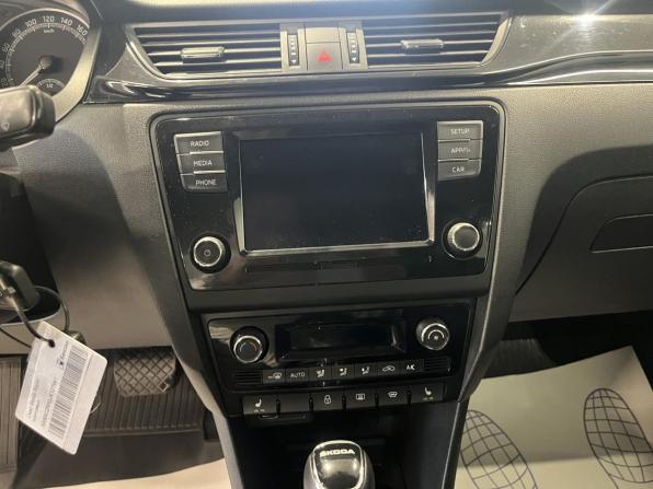 Skoda Rapid I Рестайлинг с пробегом 2018 года, цена 1 320 000 рублей, 144700 км, лифтбек, Автокод Объявления