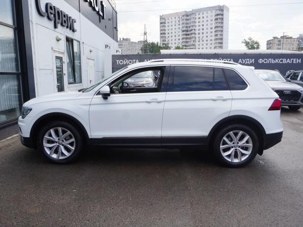 Volkswagen Tiguan II с пробегом 2020 года, цена 2 823 000 рублей, 92525 км, внедорожник, Автокод Объявления