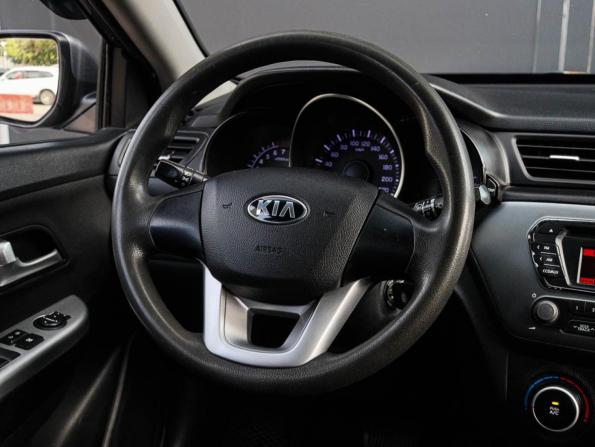 Kia Rio III с пробегом 2013 года, цена 770 000 рублей, 230000 км, хэтчбек, Автокод Объявления