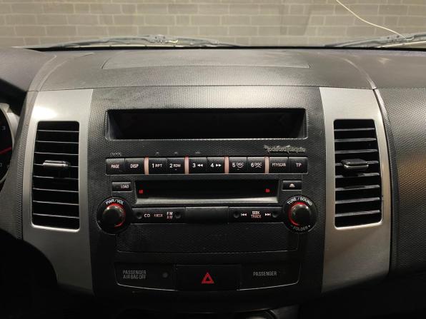 Mitsubishi Outlander II с пробегом 2008 года, цена 1 070 000 рублей, 180997 км, внедорожник, Автокод Объявления