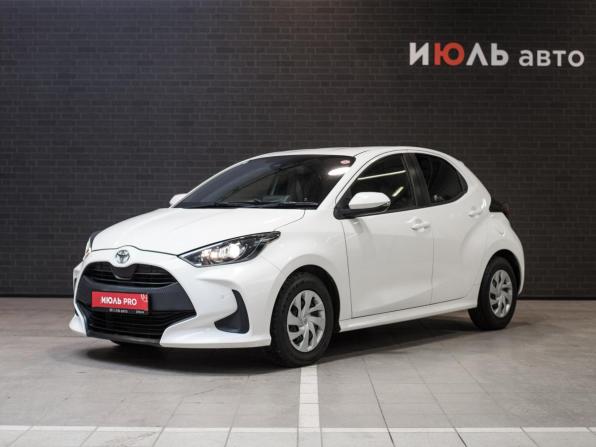Toyota Yaris IV с пробегом 2020 года, цена 1 300 000 рублей, 93337 км, хэтчбек, Автокод Объявления