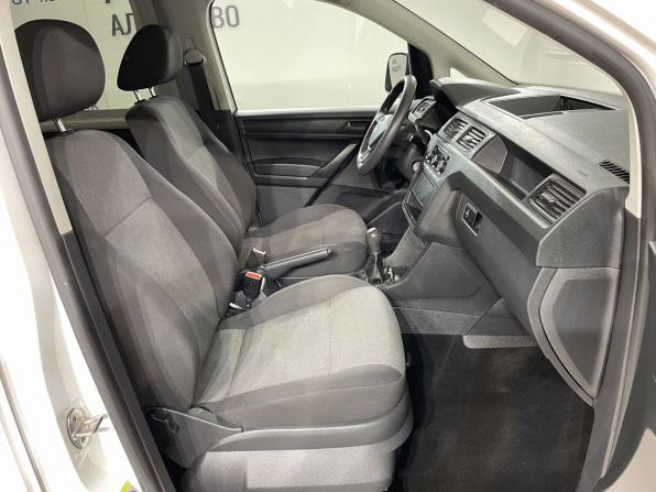Volkswagen Caddy IV с пробегом 2020 года, цена 1 590 000 рублей, 194213 км, компактвэн, Автокод Объявления