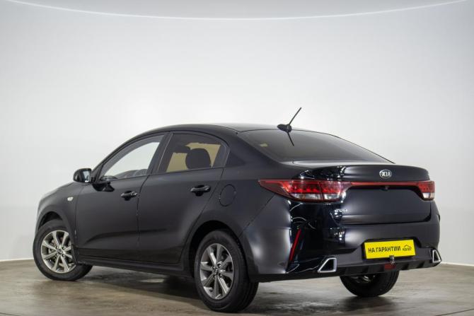 Kia Rio IV Рестайлинг с пробегом 2021 года, цена 1 779 000 рублей, 105000 км, седан, Автокод Объявления