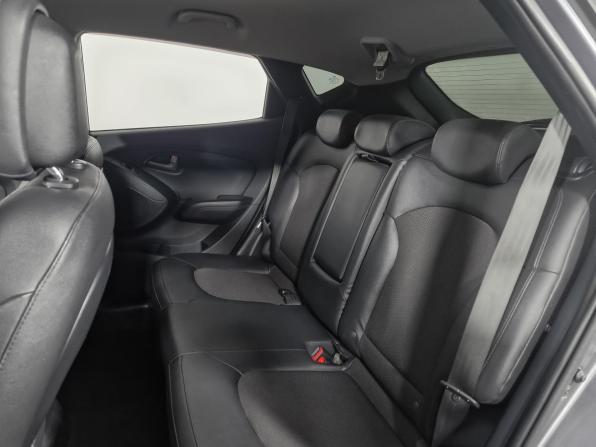 Hyundai ix35 I Рестайлинг с пробегом 2014 года, цена 1 129 000 рублей, 279399 км, внедорожник, Автокод Объявления