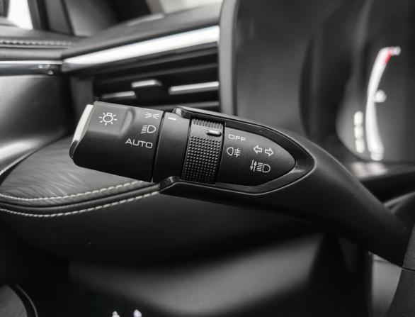 Haval Jolion I с пробегом 2023 года, цена 1 868 000 рублей, 70661 км, внедорожник, Автокод Объявления