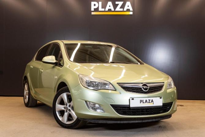 Opel Astra J с пробегом 2011 года, цена 699 000 рублей, 165659 км, хэтчбек, Автокод Объявления