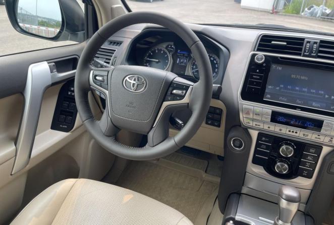 Toyota Land Cruiser Prado 150 Series Рестайлинг 2 с пробегом 2019 года, цена 5 780 000 рублей, 104311 км, внедорожник, Автокод Объявления