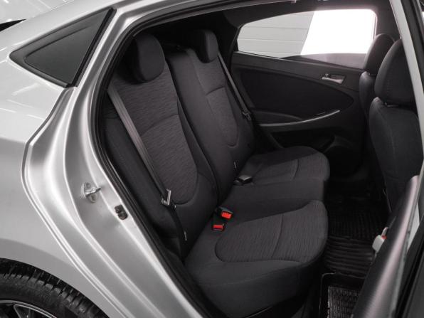 Hyundai Solaris I Рестайлинг с пробегом 2015 года, цена 1 149 000 рублей, 178786 км, седан, Автокод Объявления