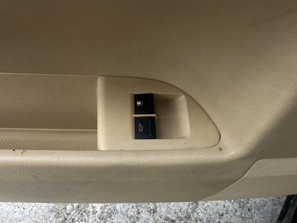 Volkswagen Touareg I Рестайлинг с пробегом 2006 года, цена 699 000 рублей, 265600 км, внедорожник, Автокод Объявления