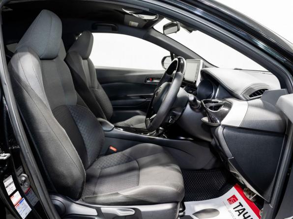 Toyota C-HR I Рестайлинг с пробегом 2020 года, цена 2 180 000 рублей, 69505 км, внедорожник, Автокод Объявления