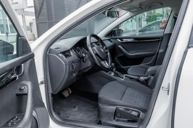 Skoda Octavia III (A7) с пробегом 2015 года, цена 1 075 000 рублей, 167000 км, лифтбек, Автокод Объявления