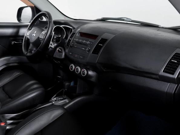 Mitsubishi Outlander II с пробегом 2008 года, цена 630 000 рублей, 454191 км, внедорожник, Автокод Объявления