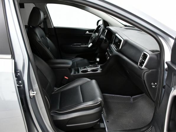 Kia Sportage IV Рестайлинг с пробегом 2019 года, цена 2 487 000 рублей, 111382 км, внедорожник, Автокод Объявления