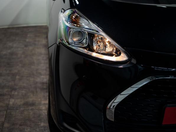 Toyota Sienta II Рестайлинг с пробегом 2020 года, цена 1 360 000 рублей, 125870 км, компактвэн, Автокод Объявления