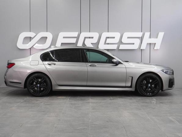 BMW 7 серии VI (G11/G12) Рестайлинг с пробегом 2022 года, цена 8 692 000 рублей, 50367 км, седан, Автокод Объявления