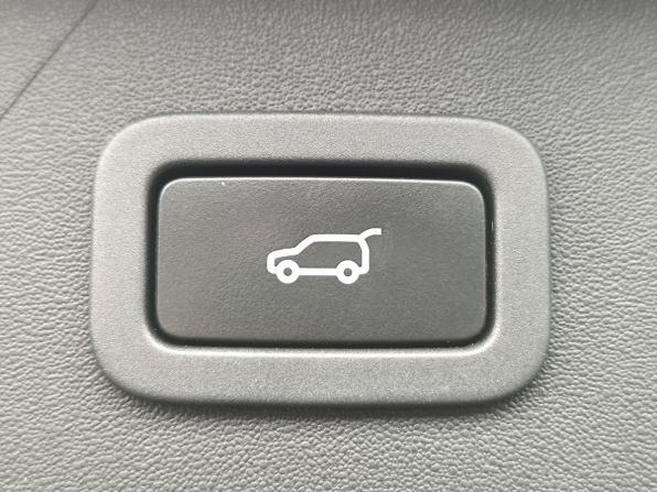Land Rover Discovery Sport I с пробегом 2018 года, цена 2 129 000 рублей, 117020 км, внедорожник, Автокод Объявления