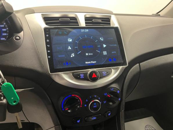 Hyundai Solaris I Рестайлинг с пробегом 2016 года, цена 820 000 рублей, 163733 км, седан, Автокод Объявления