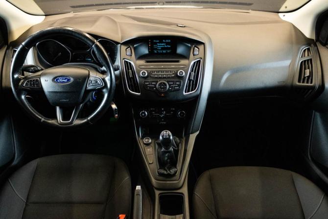 Ford Focus III Рестайлинг с пробегом 2015 года, цена 1 099 000 рублей, 146714 км, хэтчбек, Автокод Объявления