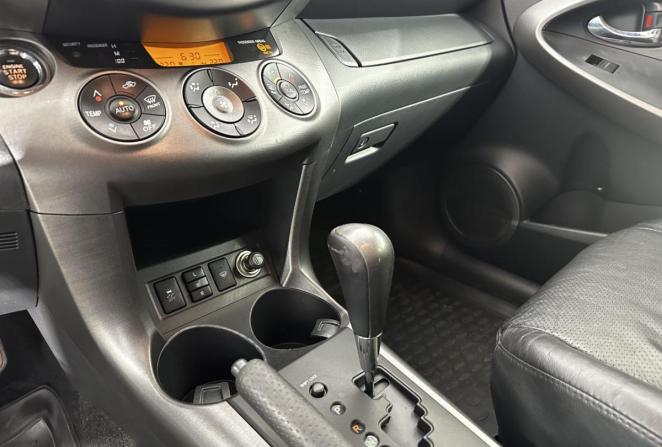 Toyota RAV4 III (XA30) Рестайлинг с пробегом 2012 года, цена 1 350 000 рублей, 182891 км, внедорожник, Автокод Объявления