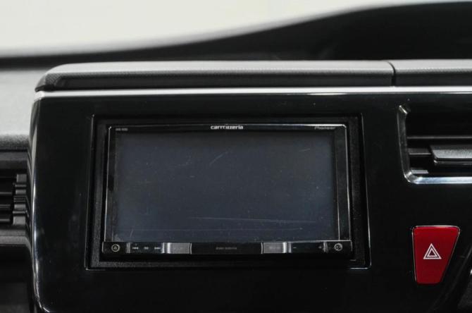 Honda Stepwgn V с пробегом 2015 года, цена 1 499 000 рублей, 390000 км, минивэн, Автокод Объявления