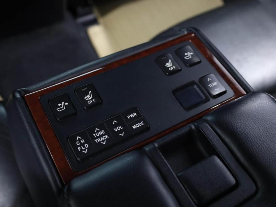 Toyota Camry VII (XV50) Ростов-на-Дону  - изображение 16