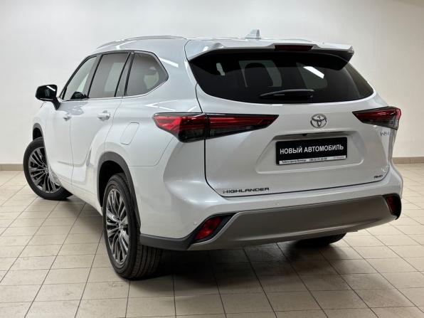 Toyota Highlander IV (XU70) с пробегом 2025 года, цена 5 450 000 рублей, 84 км, внедорожник, Автокод Объявления