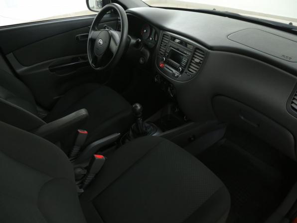Kia Rio II Рестайлинг с пробегом 2011 года, цена 652 000 рублей, 110000 км, седан, Автокод Объявления