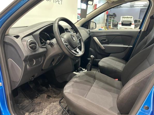 Renault Logan II Рестайлинг с пробегом 2018 года, цена 879 000 рублей, 86822 км, седан, Автокод Объявления
