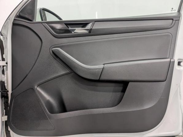 Skoda Rapid I Рестайлинг с пробегом 2019 года, цена 895 000 рублей, 196149 км, лифтбек, Автокод Объявления