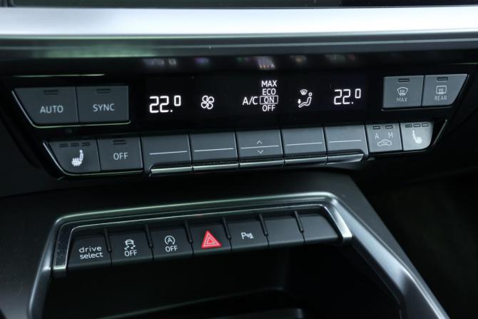 Audi A3 IV (8Y) с пробегом 2021 года, цена 2 938 000 рублей, 60900 км, седан, Автокод Объявления