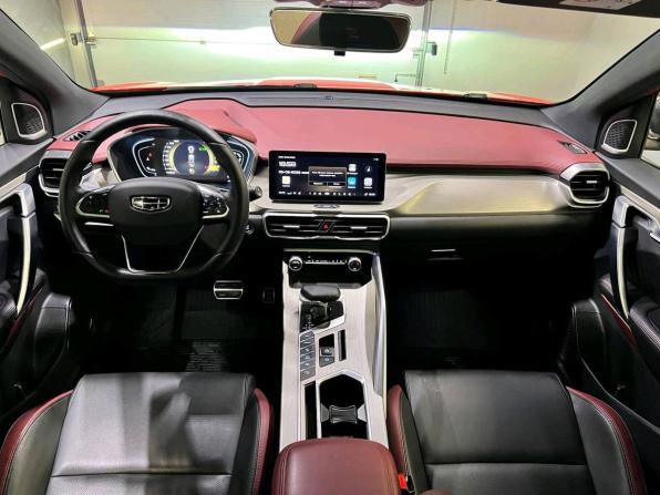 Geely Coolray I с пробегом 2023 года, цена 1 716 000 рублей, 28193 км, внедорожник, Автокод Объявления