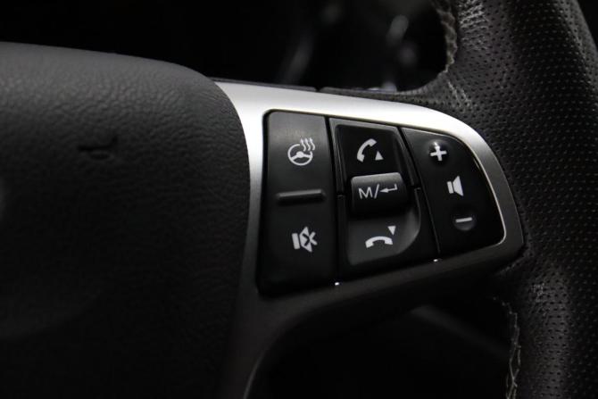 Lada (ВАЗ) Vesta I с пробегом 2021 года, цена 1 165 650 рублей, 55940 км, универсал, Автокод Объявления