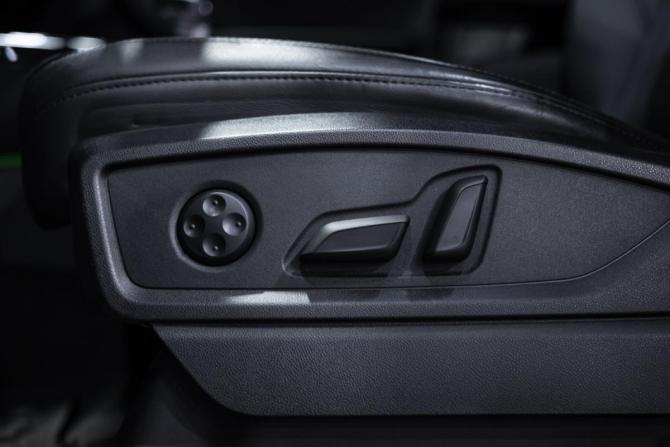 Audi Q5 II (FY) Рестайлинг с пробегом 2021 года, цена 5 259 645 рублей, 11648 км, внедорожник, Автокод Объявления