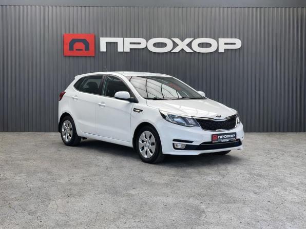 Kia Rio III Рестайлинг с пробегом 2016 года, цена 1 197 000 рублей, 51436 км, хэтчбек, Автокод Объявления
