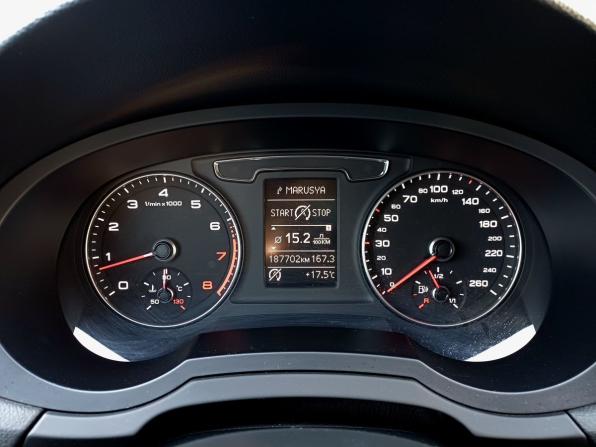 Audi Q3 I (8U) Рестайлинг с пробегом 2015 года, цена 1 799 000 рублей, 187701 км, внедорожник, Автокод Объявления