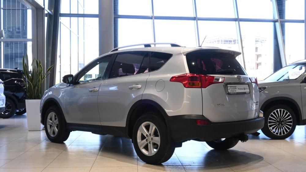 Toyota RAV4 IV (XA40) Уфа  - изображение 4