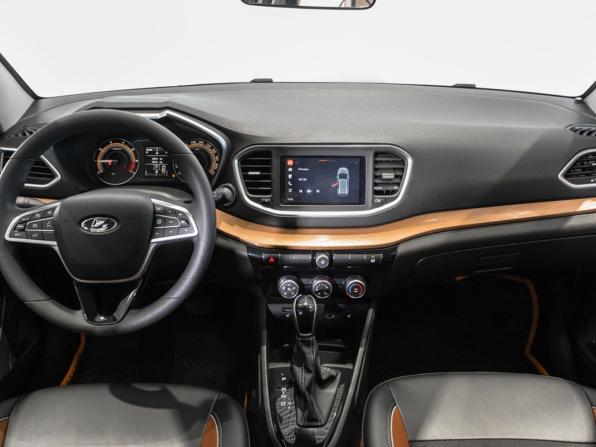 Lada (ВАЗ) Vesta I Рестайлинг (NG) с пробегом 2024 года, цена 1 597 584 рубля, 22866 км, универсал, Автокод Объявления