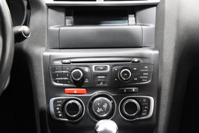Citroen C4 II с пробегом 2011 года, цена 370 000 рублей, 199907 км, хэтчбек, Автокод Объявления