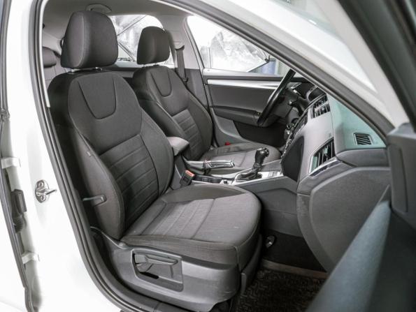 Skoda Octavia III (A7) с пробегом 2015 года, цена 1 379 000 рублей, 208552 км, лифтбек, Автокод Объявления