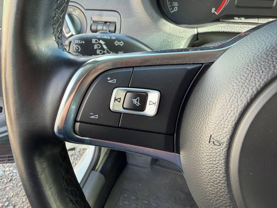 Volkswagen Polo V Рестайлинг Санкт-Петербург  - изображение 19