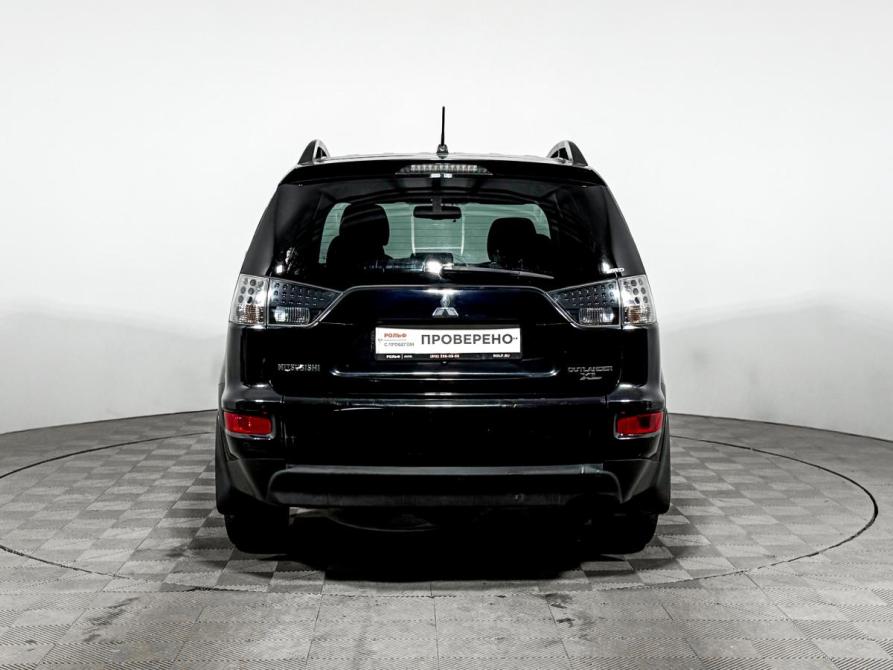 Mitsubishi Outlander II Рестайлинг Санкт-Петербург  - изображение 6