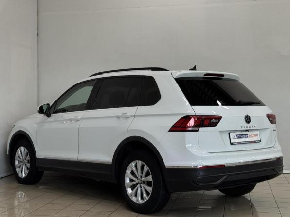 Volkswagen Tiguan II Рестайлинг с пробегом 2021 года, цена 3 399 000 рублей, 30800 км, внедорожник, Автокод Объявления