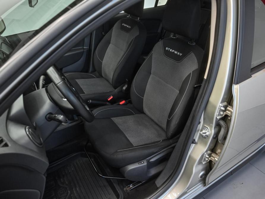 Renault Logan II Рестайлинг Челябинск  - изображение 13