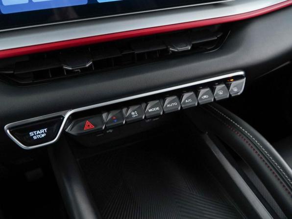 Geely Coolray I Рестайлинг с пробегом 2023 года, цена 2 000 999 рублей, 56755 км, внедорожник, Автокод Объявления