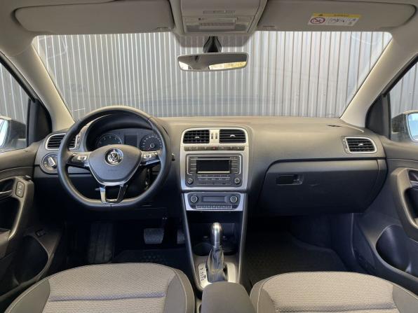 Volkswagen Polo V Рестайлинг с пробегом 2017 года, цена 1 447 000 рублей, 78351 км, седан, Автокод Объявления
