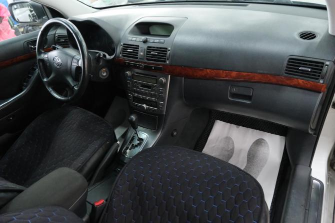 Toyota Avensis II с пробегом 2003 года, цена 699 000 рублей, 310000 км, седан, Автокод Объявления