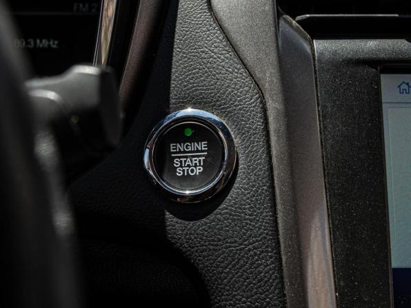 Ford Fusion (North America) II Рестайлинг с пробегом 2020 года, цена 1 698 000 рублей, 129768 км, седан, Автокод Объявления